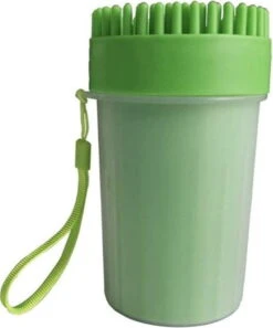 Fuzly- 2 In 1 Hondenpoten Reiniger + Handdoek – Hondenborstel – Borstel Hond / Kat – Hondenpoot Reiniger – Huisdier Poot Wassen – Borstel – Hondenverzorging – Verzorging Hond – Honden Wassen – Schoonmaak Borstel – Kattenborstel – Groen