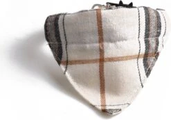 Kattensjaaltje – Ruit Patroon – Wit – Verstelbaar Katten Halsbandje – Kleding Voor Katten – Strikje – Kattenbandje – Kitten