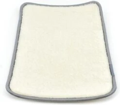 Schapenwollen Mat Voor Uw Huisdier – Dierenmat – Hondenmat – Kattenmat – Benchmat – Merino Wol – Anti Slip – 90 X 60 Cm. – Maat L